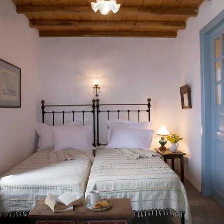 Elegant Island House * Chatzirados