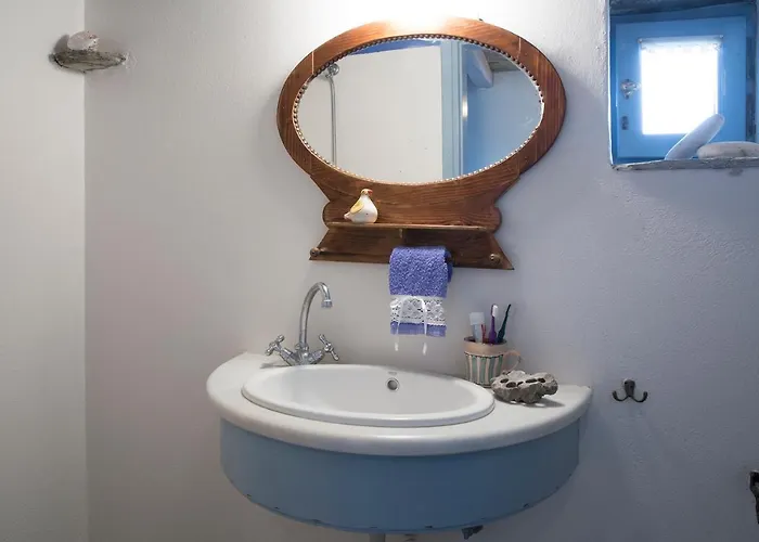 Elegant Island House