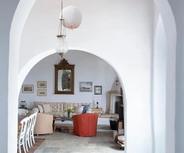 Elegant Island House Chatzirados